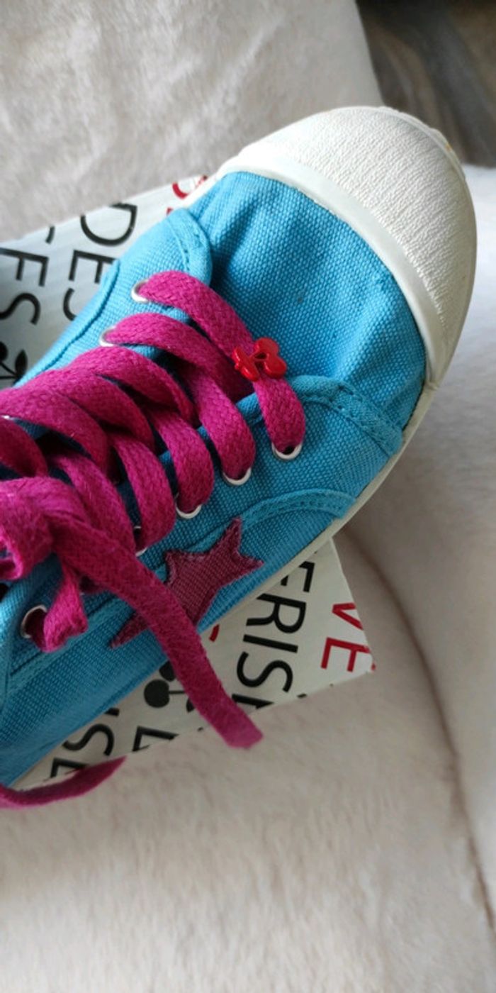 Basket le temps des cerises bleu et rose fushia - photo numéro 2