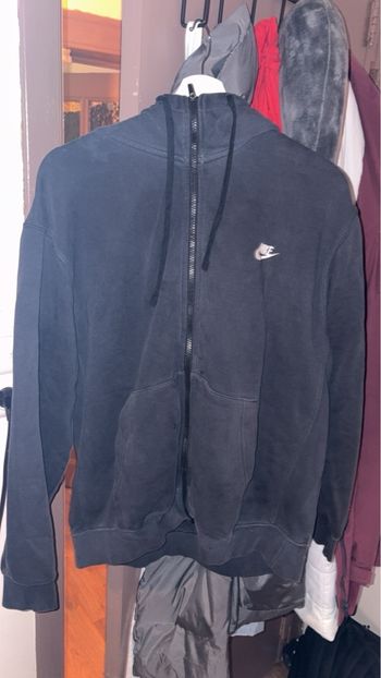 Pull Nike  taille l 
