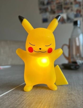 Veilleuse Pikachu neuve