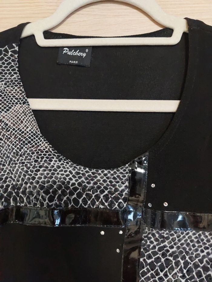 Haut noir strass - photo numéro 2