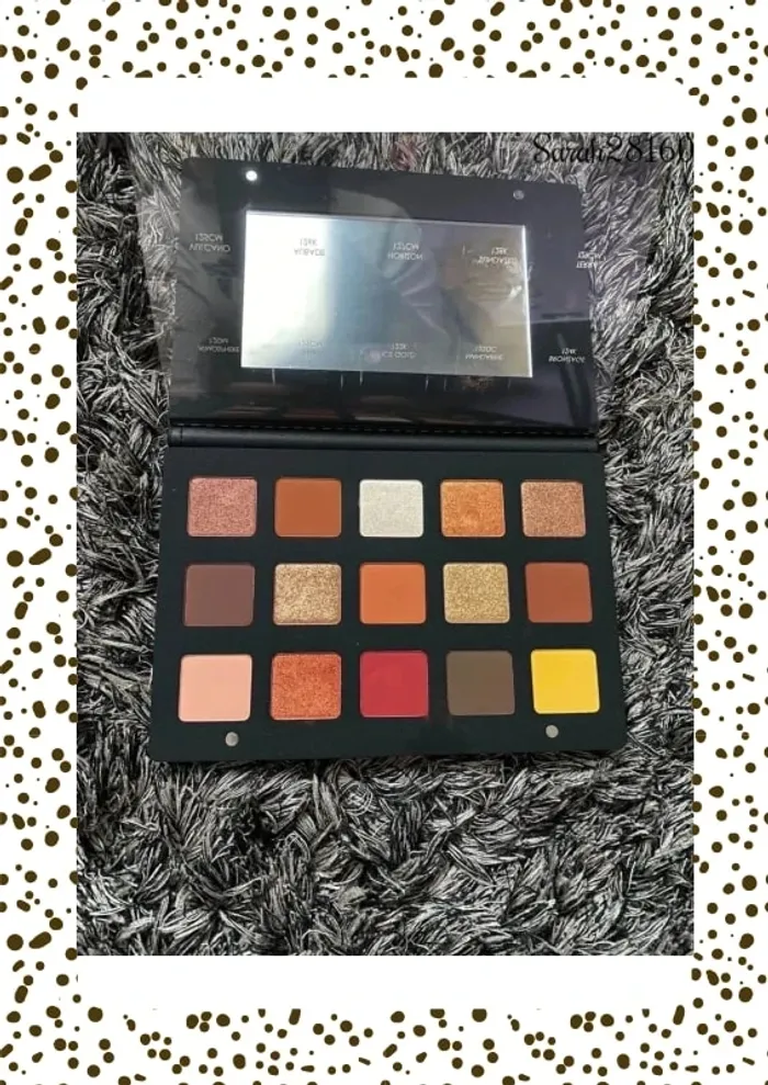 Palette d’ombres à paupières teintes orangées/marrons/dorées Natasha Denona - photo numéro 3