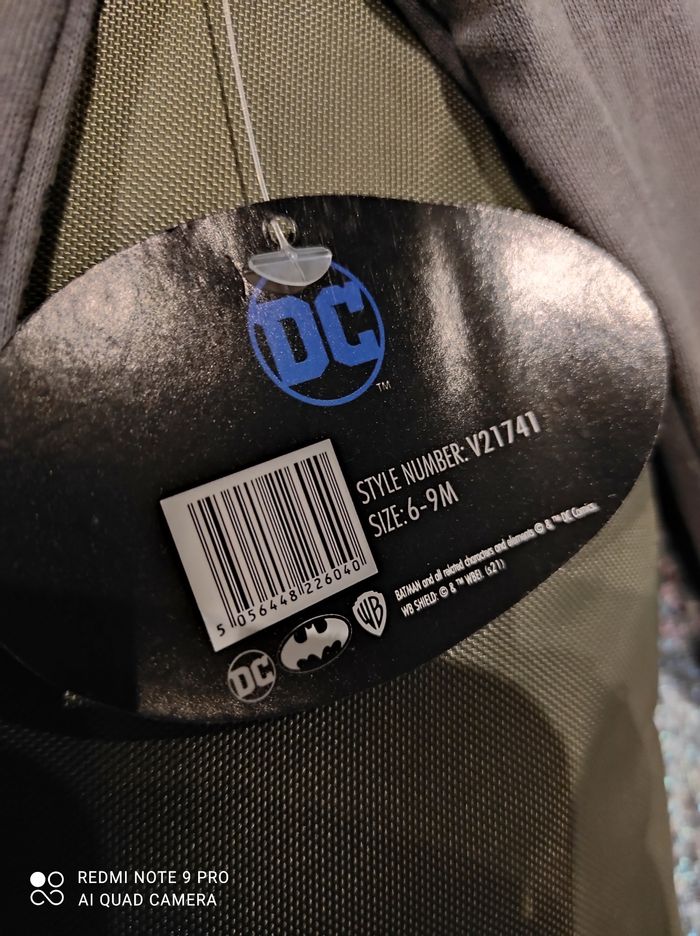 Lot de 2 body Batman DC trop mignon 6/9 mois - photo numéro 4