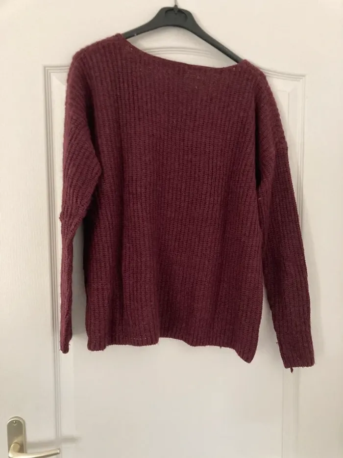 Pull bordeaux - photo numéro 3