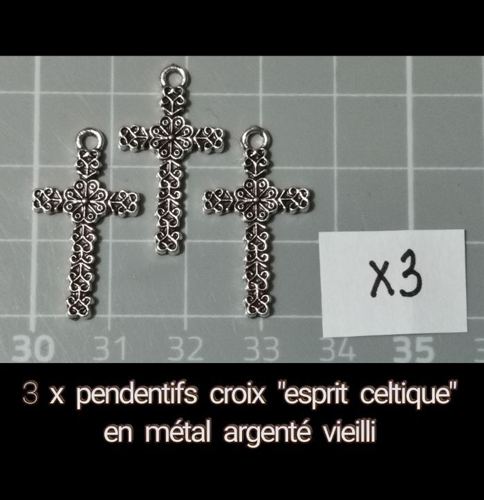 3 x pendentifs "Croix esprit celtique" en métal argenté vieilli