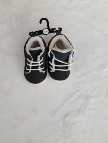 Chaussures 6/9 mois