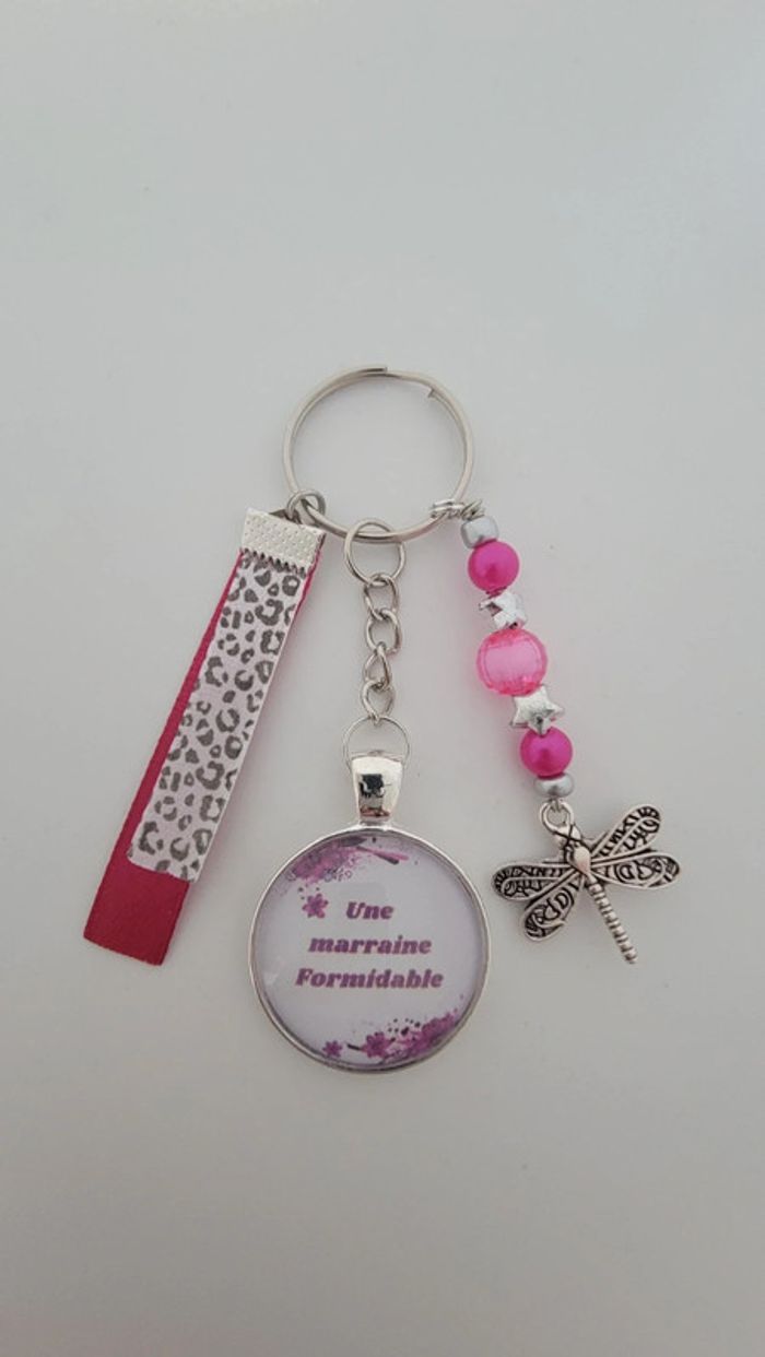 Cadeau marraine, porte clé message bijoux de sac " marraine formidable "