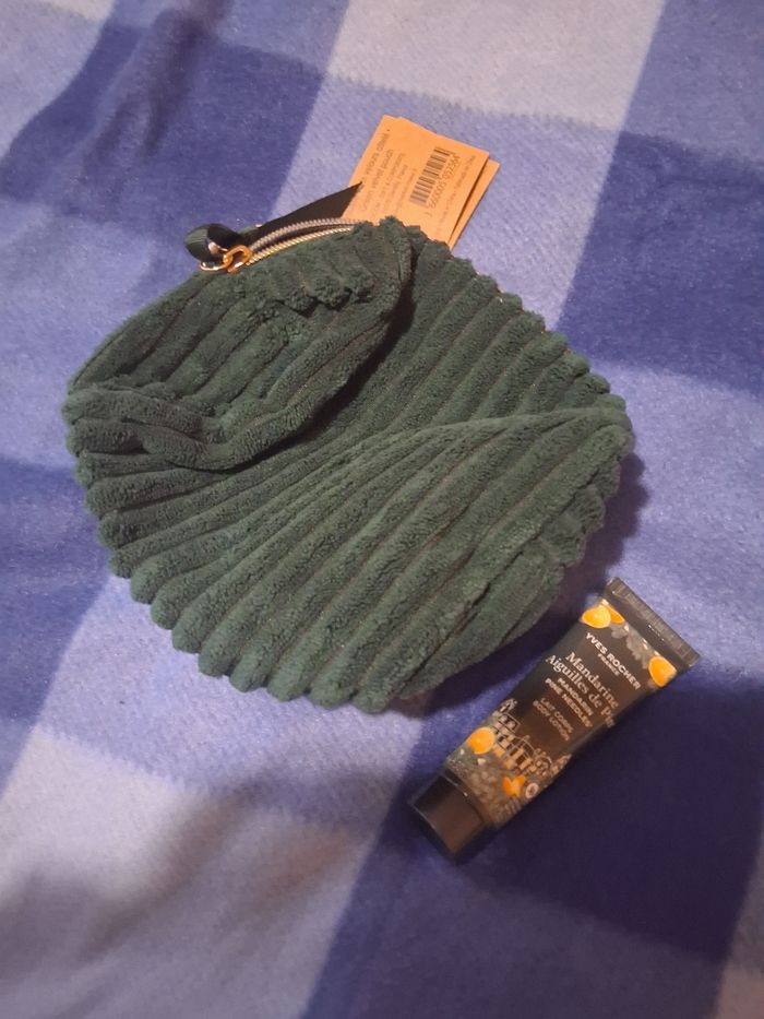 Trousse et lait corps yves rocher