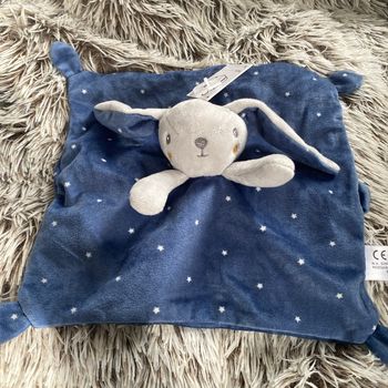 Doudou lapin plat kiabi bleu neuf etiquetté