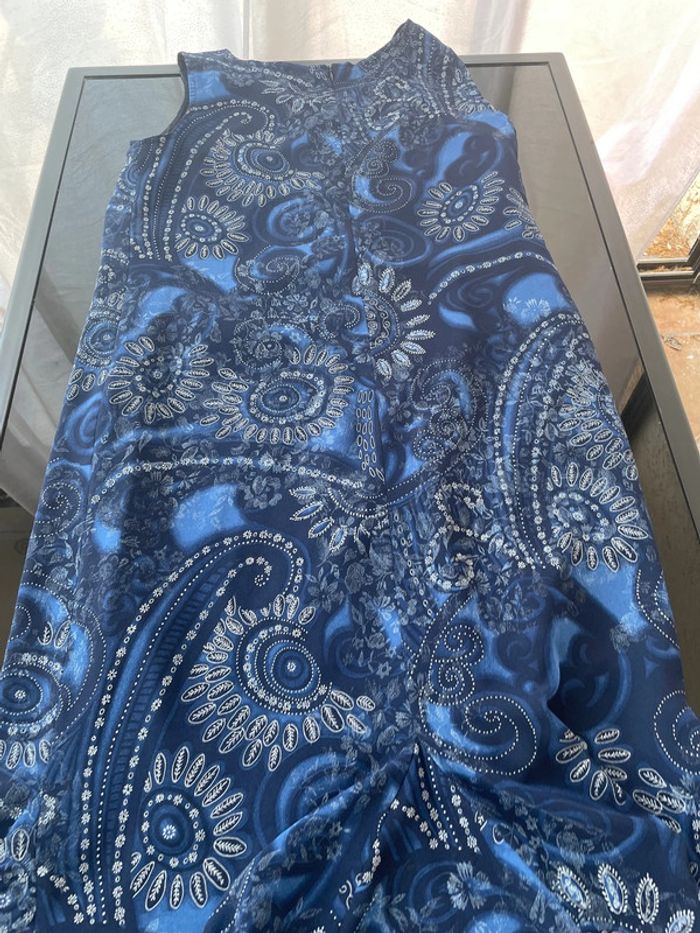 Jolie robe de la marque, tel mail en taille 46 - photo numéro 7