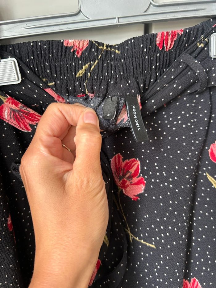 Pantalon fluide large fleuri Vero Moda - photo numéro 2