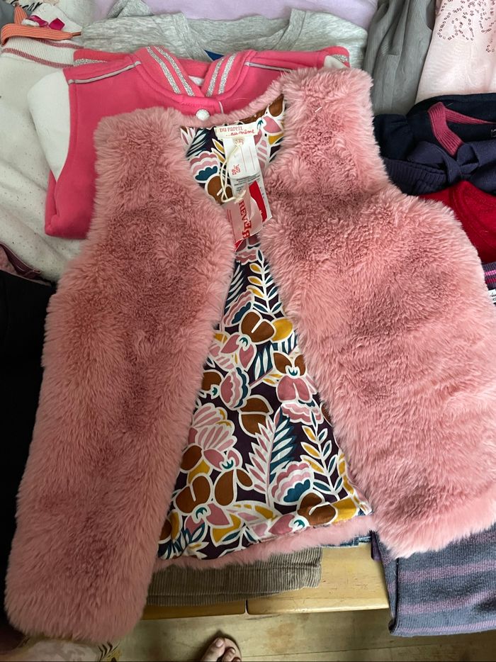 Lot vêtements hiver  fille 5 ans - photo numéro 4