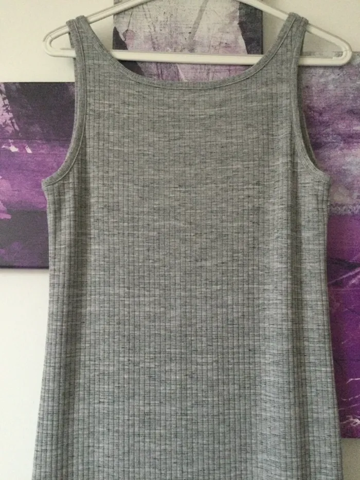 Robe moulante gris clair T38 - photo numéro 4