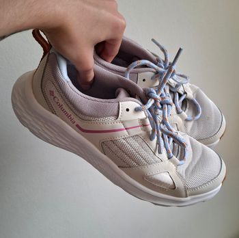 Chaussures de randonnées beiges T38