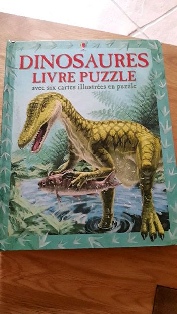 Dinosaures livre puzzle fleurus