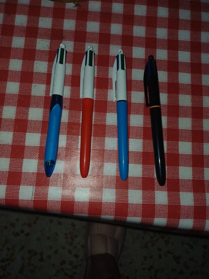 Lots affaires scolaires