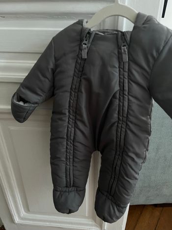 Combinaison pilote vert baudet 1 mois grise très bon état