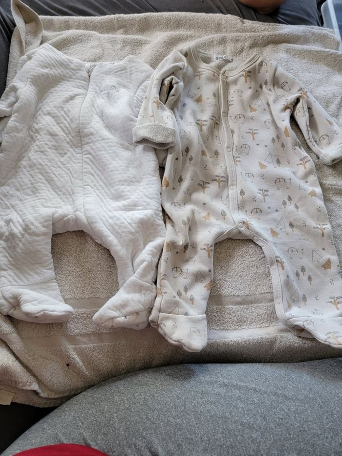 Lot de 4 pyjamas garçon 3 mois - photo numéro 2