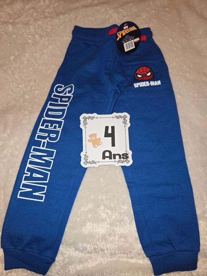 Jogging spiderman 4ans