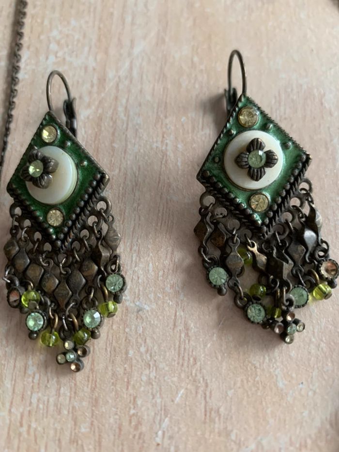 Ensemble boucles d’oreilles et collier(63) - photo numéro 3