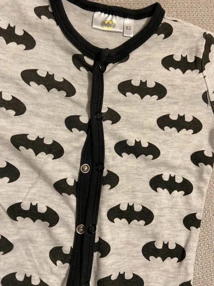 Pyjama Batman taille 3 mois - photo numéro 2