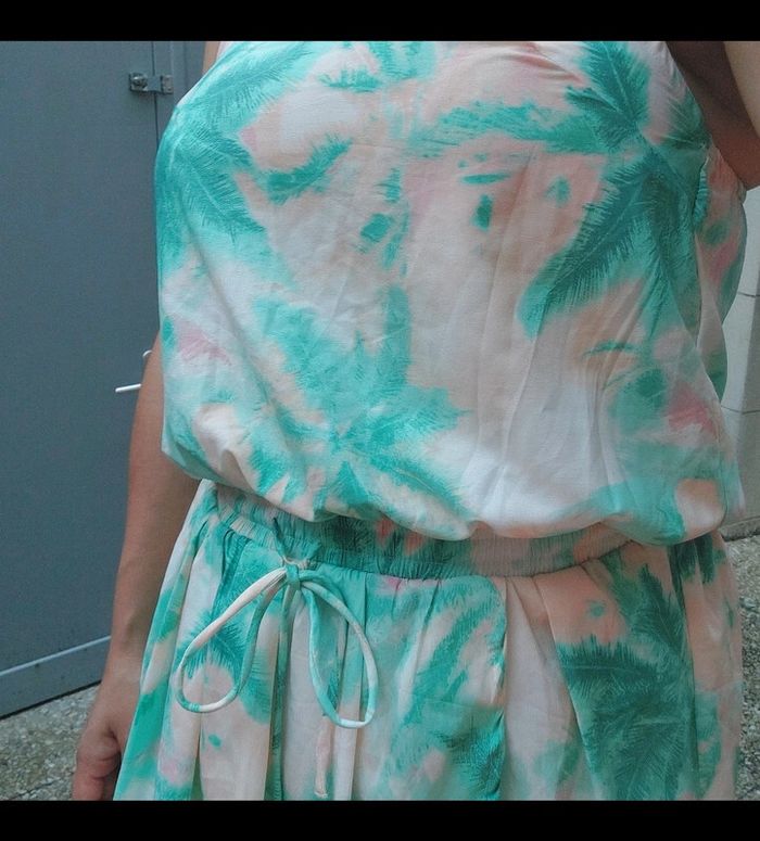 Jolie robe d'été taille 42 - photo numéro 3