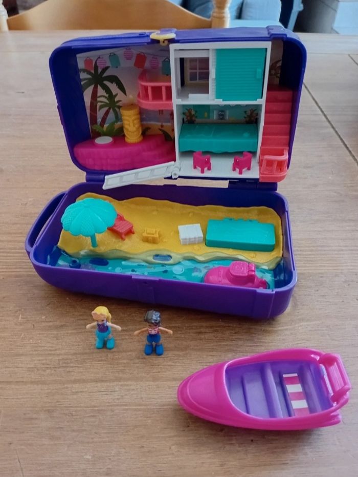 Polly pocket