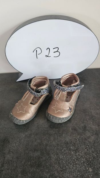 Chaussure 👧🏽 P23