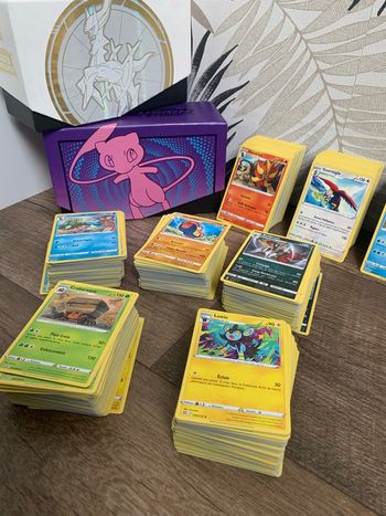 Lot de 100 cartes Pokémon