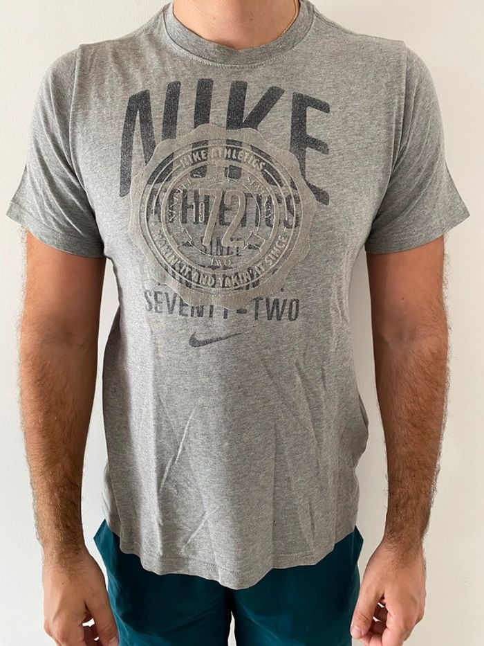 Tee shirt nike