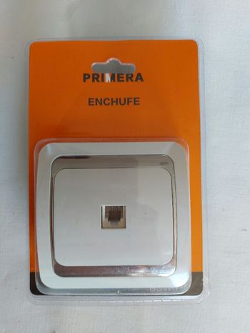 Prise téléphonique 