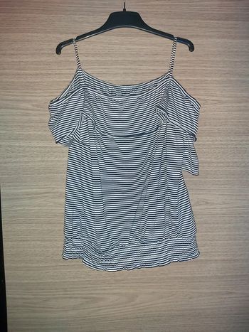 Top marinière h&m taille 134/140 9/10 ans