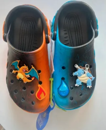 Crocs Pokémon Versus Clog en Taille 37-38