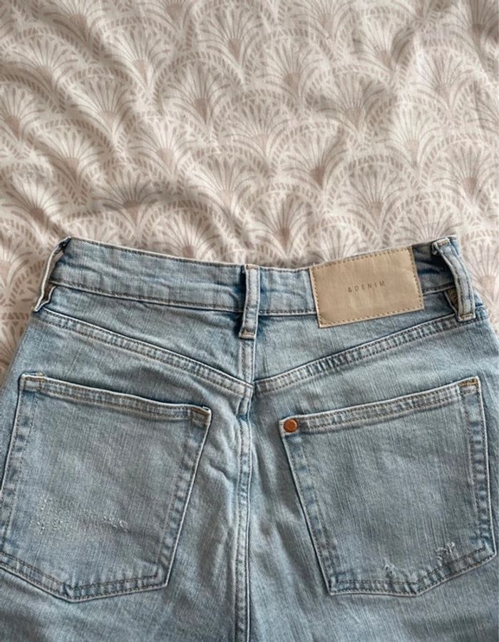 Jean taille haute mom bleu clair H&M - photo numéro 3