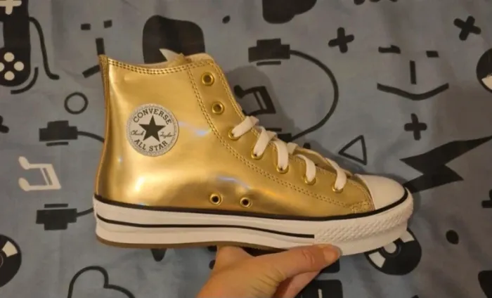 Converse dorées - photo numéro 2