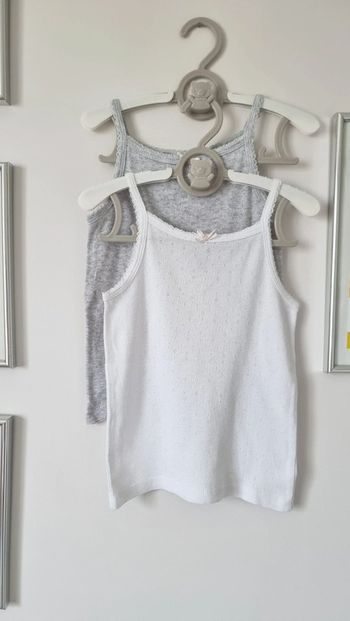 Lot 2 Chemises maille pointelle, debardeur, maillot corps kiabi 2-3ans