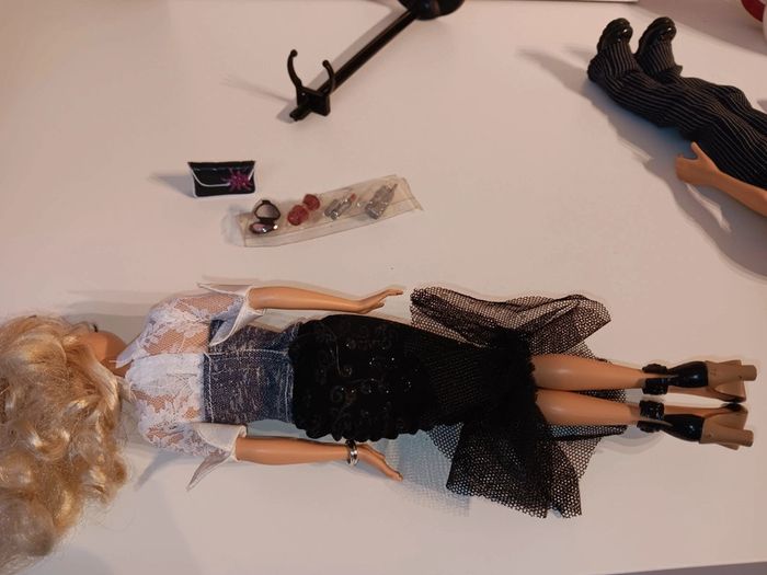Poupée mattel barbie My Scene: Night on the Town Barbie and River - photo numéro 9