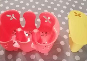 Casiers pour 6 Biberons + boîte pour mettre aliments bébé