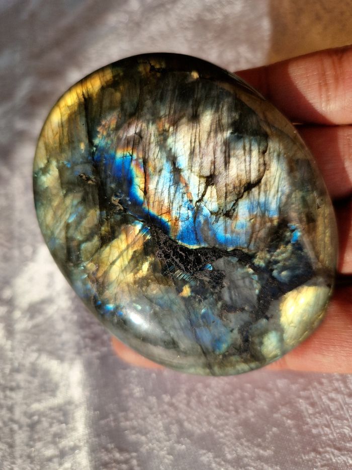 Labradorite galet de Madagascar 159g neuve - photo numéro 5