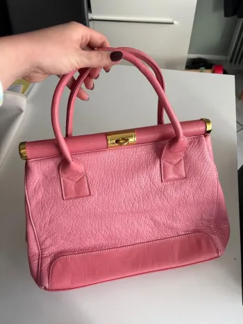 Sac à main rose bonbon