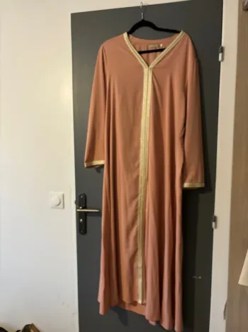 robe rose poudré