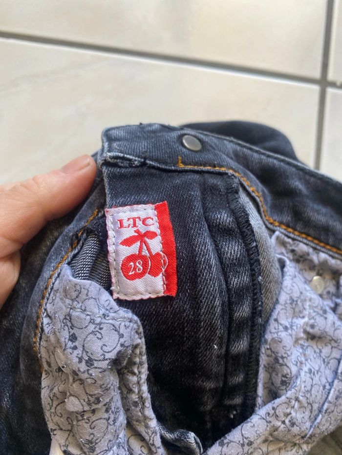 Jeans noir t28/38 - photo numéro 3