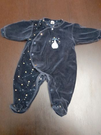 Pyjamas en taille 6 mois