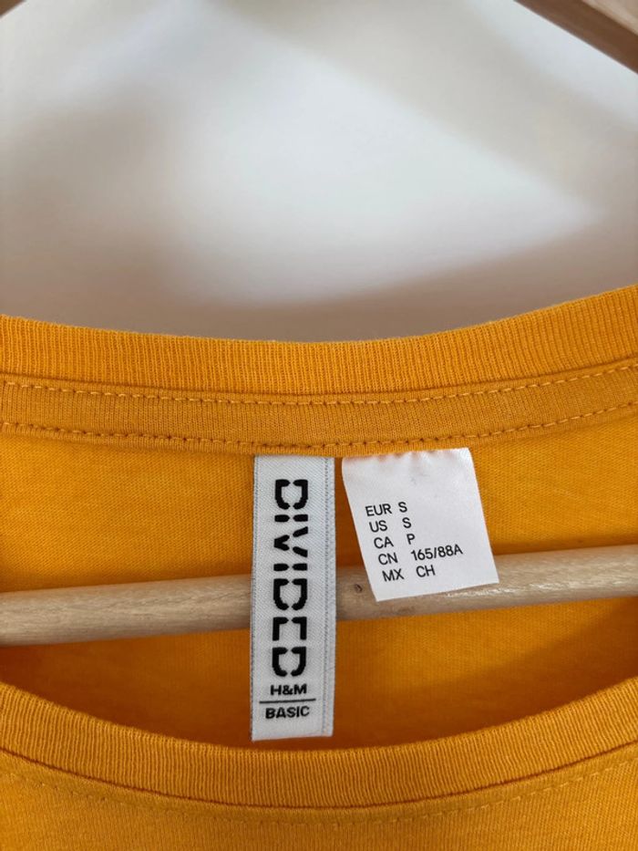 t-shirt très long jaune orange Divided taille S - photo numéro 2