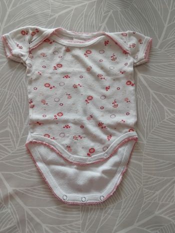 Body manches courtes bébé fille 6 mois