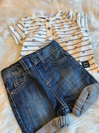 Neufs (non portés)💙tee shirt mc et short en jeans 3 MOIS garçon 😍🤩💙💙👌👌