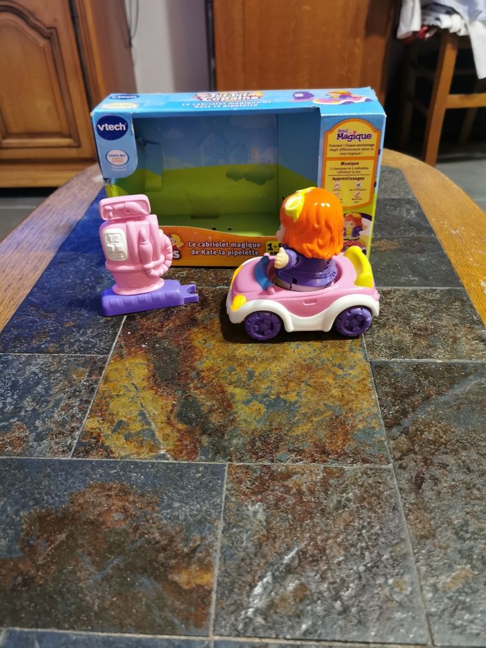 Tut tut copains Le cabriolet magique de Kate la pipelette - photo numéro 2