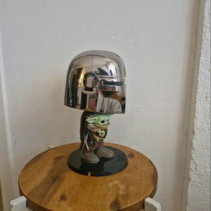 🚀 Figurine Funko Pop! Mandalorian Chromé 🚀 - photo numéro 2