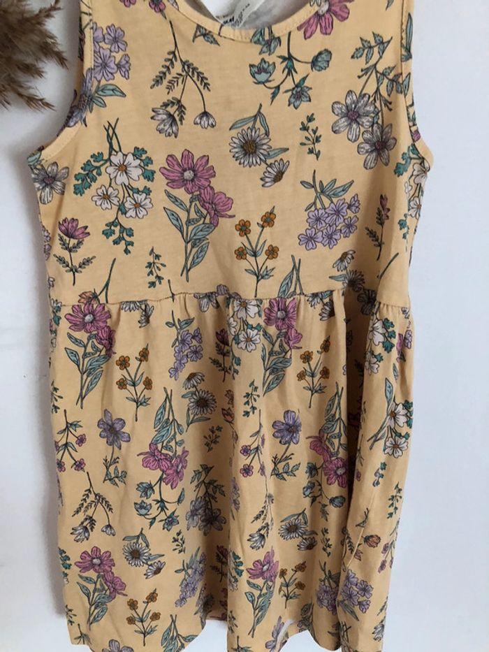 Robe 👗 - photo numéro 2