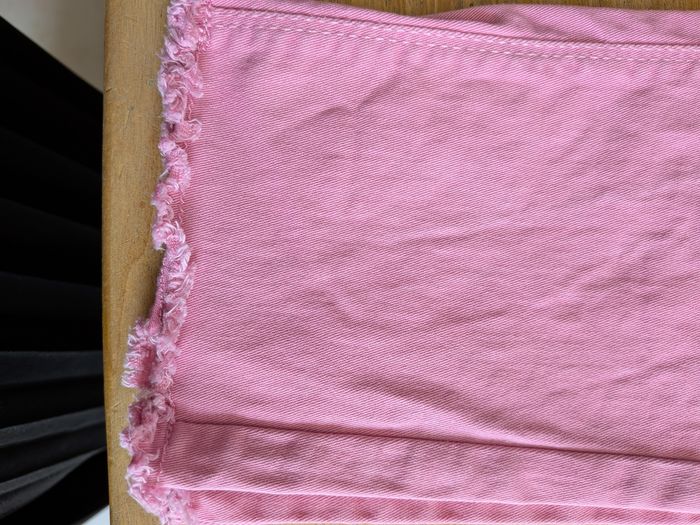 Pantacourt en jean rose 10ans - photo numéro 3