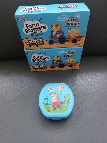 Lot biscuits farm brothers